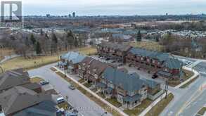 3 HENRY BAUER AVENUE | Markham Ontario | Slide Image Thirteen