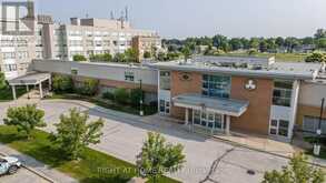 101 - 90 DEAN AVENUE | Barrie Ontario | Slide Image Six