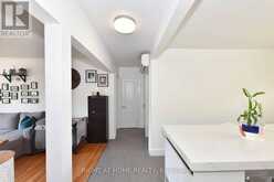 121 FOURTH STREET | Toronto Ontario | Slide Image Twelve