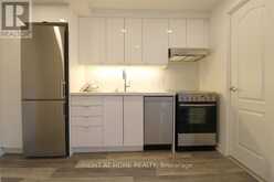 121 FOURTH STREET | Toronto Ontario | Slide Image Twenty-nine