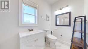 208 LAKESHORE DRIVE | Bobcaygeon Ontario | Slide Image Forty