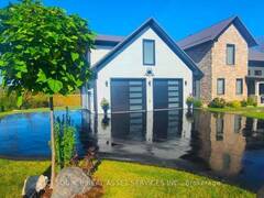 18 SWAN LANE Tay Ontario, L0K 1R0