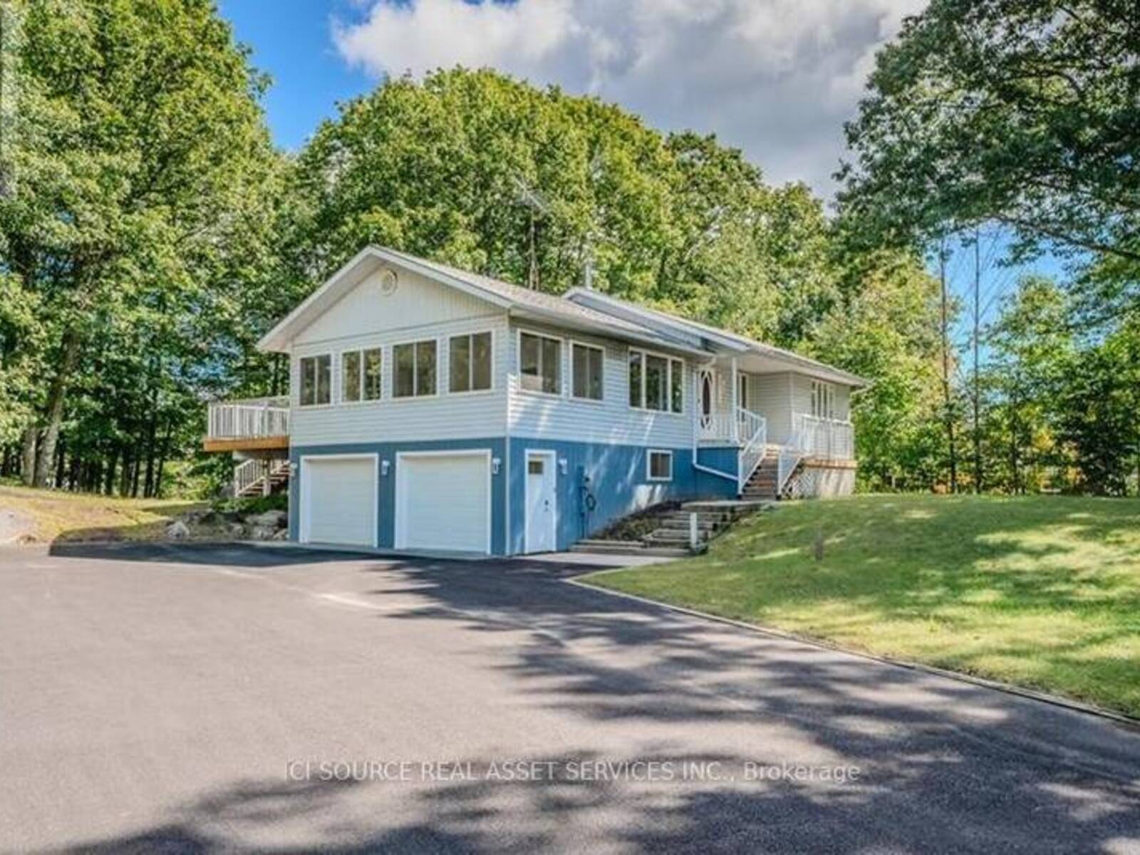 9 INDIAN CRESCENT, Port Carling, Ontario P0B 1J0