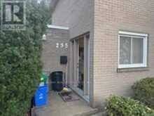 4 - 235 SHAKESPEARE DRIVE | Waterloo Ontario | Slide Image Three