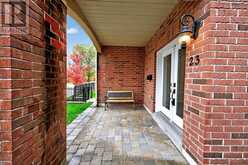 23 WHITE OAKS ROAD | Barrie Ontario | Slide Image Eight