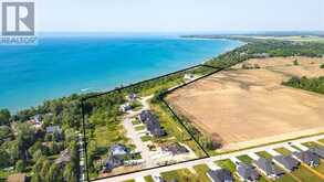 7049 BLUE COASTS HEIGHTS | Plympton-Wyoming Ontario | Slide Image Eight