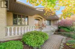 425 GOLF CLUB ROAD | Hamilton Ontario | Slide Image Two
