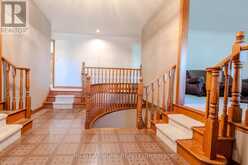 425 GOLF CLUB ROAD | Hamilton Ontario | Slide Image Four