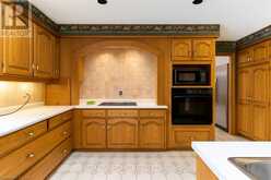 425 GOLF CLUB ROAD | Hamilton Ontario | Slide Image Nine