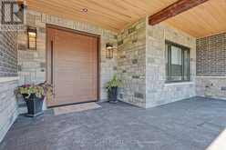 6374 SMITH BOULEVARD | Georgina Ontario | Slide Image Eight