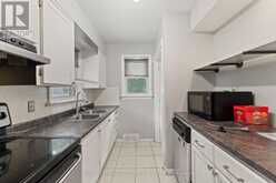 2504 ASKIN AVENUE | Windsor Ontario | Slide Image Fifteen