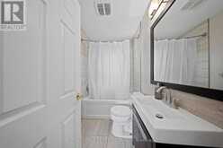 2504 ASKIN AVENUE | Windsor Ontario | Slide Image Nineteen