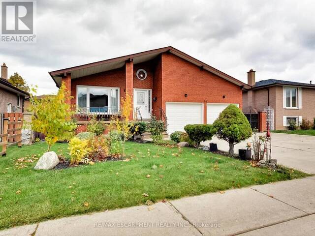 18 PAVAROTTI COURT Hamilton Ontario, L8G 4P8 - 5 Bedrooms Home For Sale
