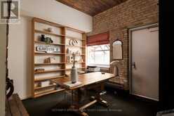 18 GLOUCESTER LANE | Toronto Ontario | Slide Image Nineteen