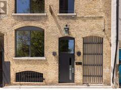 18 GLOUCESTER LANE Toronto Ontario, M4Y 1L5