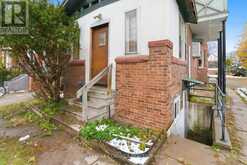 115 PARKSIDE DRIVE | Toronto Ontario | Slide Image Nine