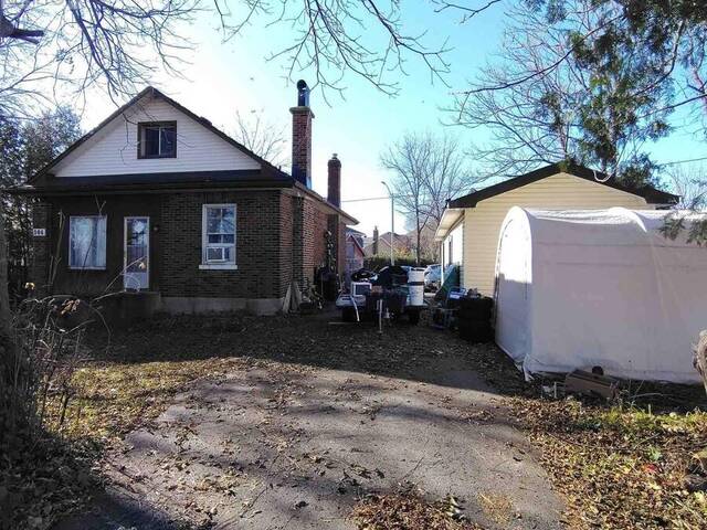 304 WEST SCUGOG LANE Clarington Ontario, L1C 3K2 - 3 Bedrooms Home For Sale