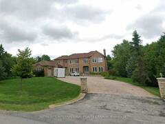 5 SHERRICK DRIVE Whitchurch-Stouffville Ontario, L4A 2E9