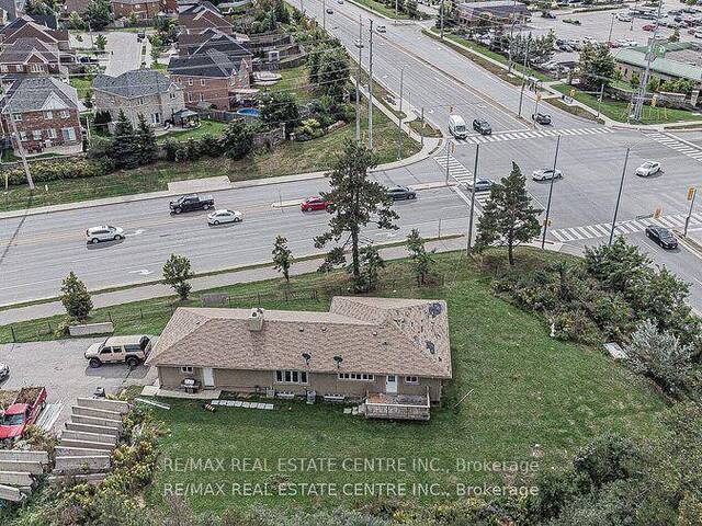 3024 COUNTRYSIDE DRIVE Brampton Ontario, L6P 0V3 - 5 Bedrooms Home For Sale