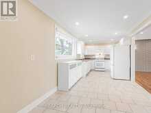41 HAMILTON DRIVE | Newmarket Ontario | Slide Image Fourteen