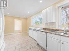 41 HAMILTON DRIVE | Newmarket Ontario | Slide Image Seventeen