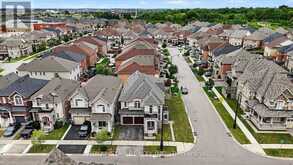 61 ALDERSGATE DRIVE | Brampton Ontario | Slide Image Three