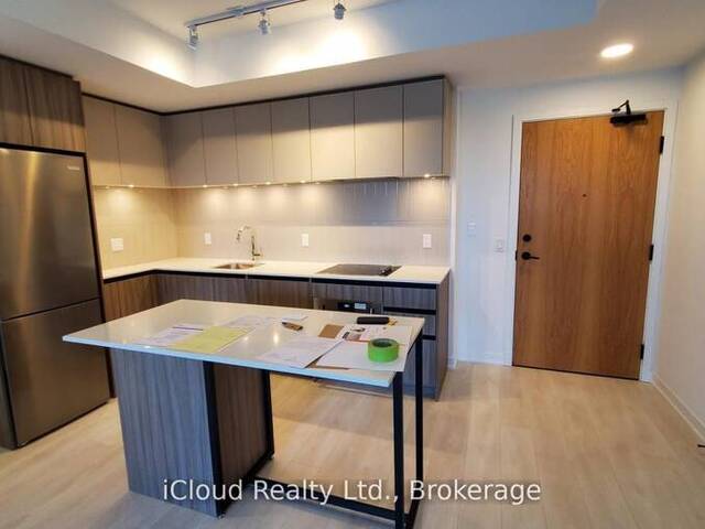 210 - 7950 BATHURST STREET Vaughan Ontario, L4J 0L4 - 2 Bedrooms Condo For Sale