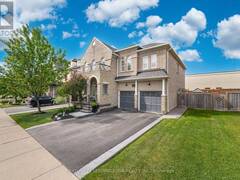 34 ROYAL LINKS CIRCLE Brampton Ontario, L6P 2Z9
