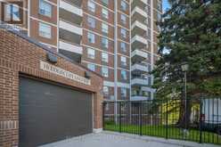 206 - 10 EDGECLIFF GOLFWAY | Toronto Ontario | Slide Image Thirty-two
