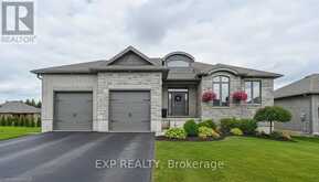 43 COULTER STREET | Perth East Ontario | Slide Image One