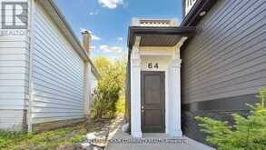 64 MACHELL AVENUE | Aurora Ontario | Slide Image Three