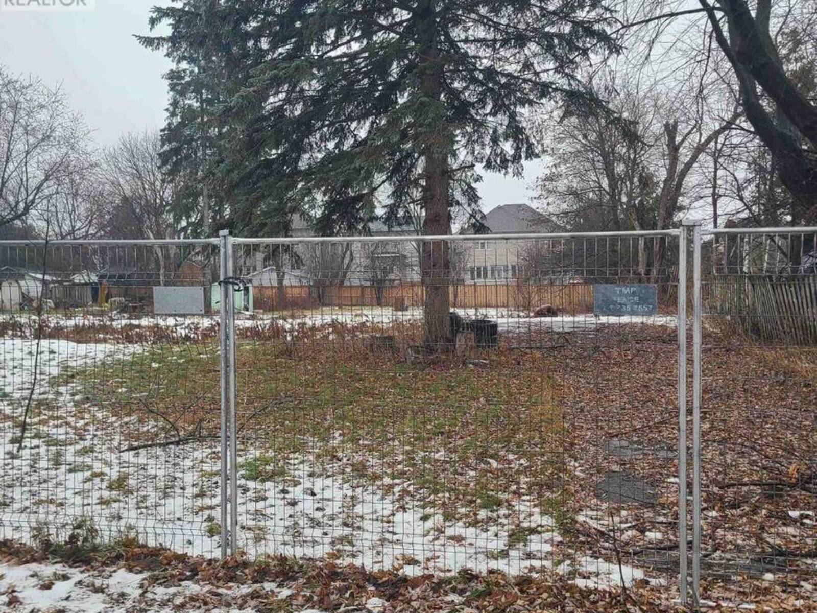 1 VIEW STREET, Ajax, Ontario L1Z 1E4