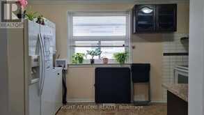 124 OVERTURE ROAD | Toronto Ontario | Slide Image Eleven
