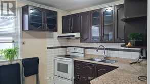 124 OVERTURE ROAD | Toronto Ontario | Slide Image Thirteen