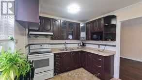 124 OVERTURE ROAD | Toronto Ontario | Slide Image Fifteen