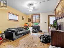 3 RAYMORE DRIVE | Toronto Ontario | Slide Image Twelve