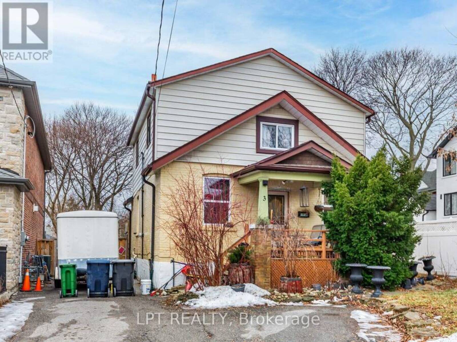 3 RAYMORE DRIVE, Toronto, Ontario M9P 1W6
