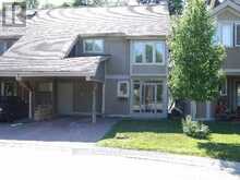 3 DAVY POINT CIRCLE | Georgina Ontario | Slide Image One