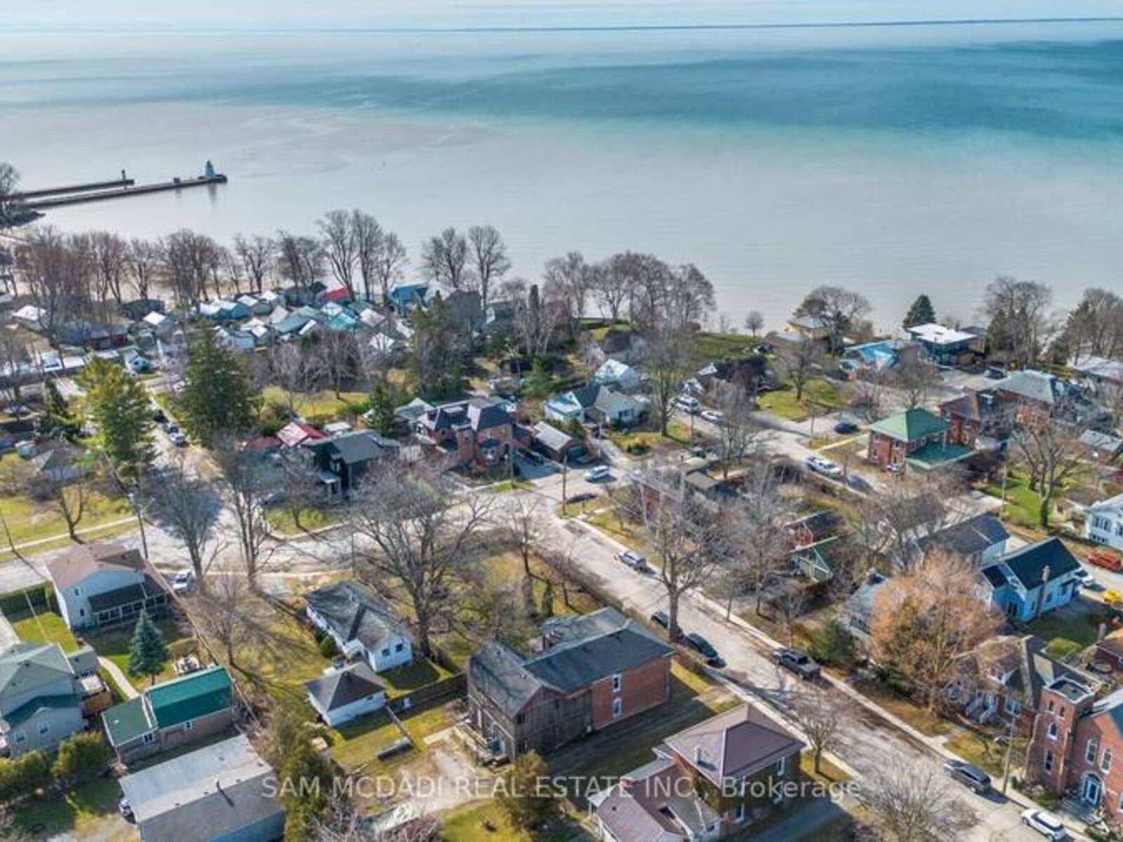 6 DRAYTON STREET, Port Dover, Ontario N0A 1N0