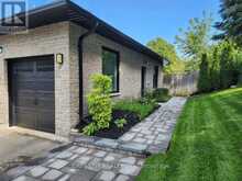 48 MILL RUN GATE | Uxbridge Ontario | Slide Image Five