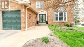 37 FALLING BROOK DRIVE | Barrie Ontario | Slide Image Two