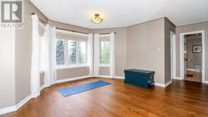 37 FALLING BROOK DRIVE | Barrie Ontario | Slide Image Sixteen
