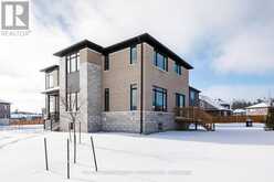 187 ROSANNE CIRCLE | Wasaga Beach Ontario | Slide Image Thirty-two