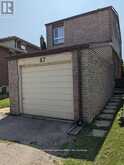 47 RIVIERA DRIVE | Vaughan Ontario | Slide Image Two
