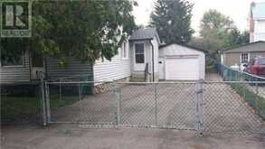 39 WINDSOR DRIVE | Whitchurch-Stouffville Ontario | Slide Image Two