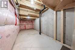 391 ATHABASCA COMMON | Oakville Ontario | Slide Image Forty