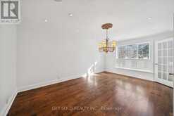 1701 BIRCHWOOD DRIVE | Mississauga Ontario | Slide Image Eight