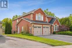 69 CITYVIEW CIRCLE | Barrie Ontario | Slide Image Two