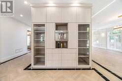 2014 LAKESHORE ROAD W | Oakville Ontario | Slide Image Nine
