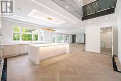 2014 LAKESHORE ROAD W | Oakville Ontario | Slide Image Ten